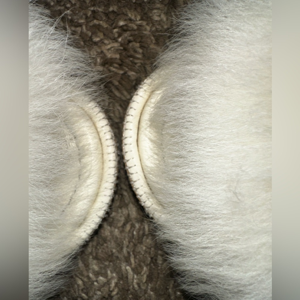 Chanel White Fur Slide Sandals Size 38.5 - Picture 8 of 13